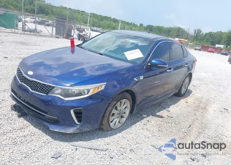 2018 Kia Optima S из США, поврежденный, VIN 5XXGT4L38JG242425